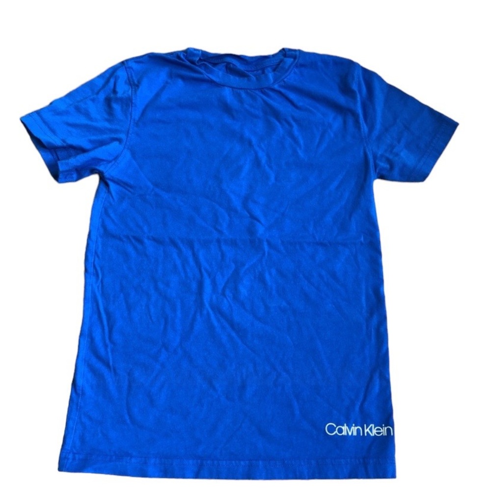 Calvin Klein T- shirt, size 7/8